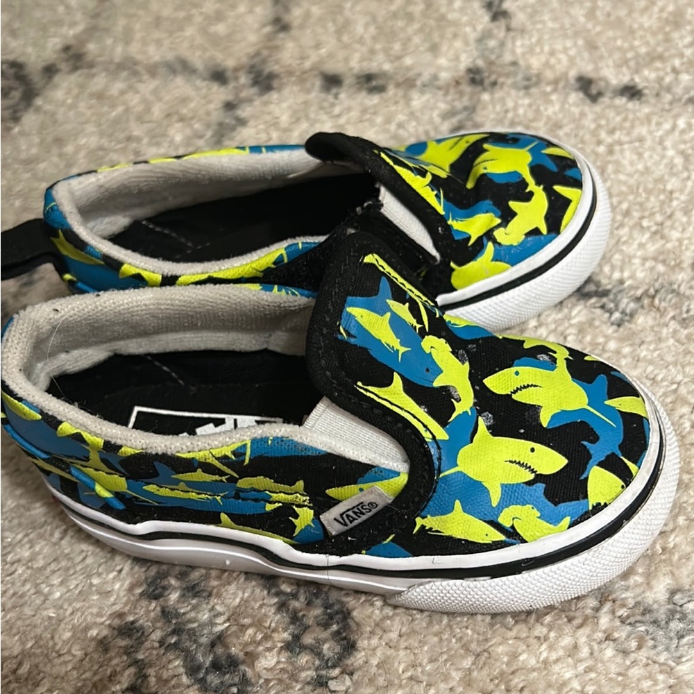 Toddler vans 5.5 c